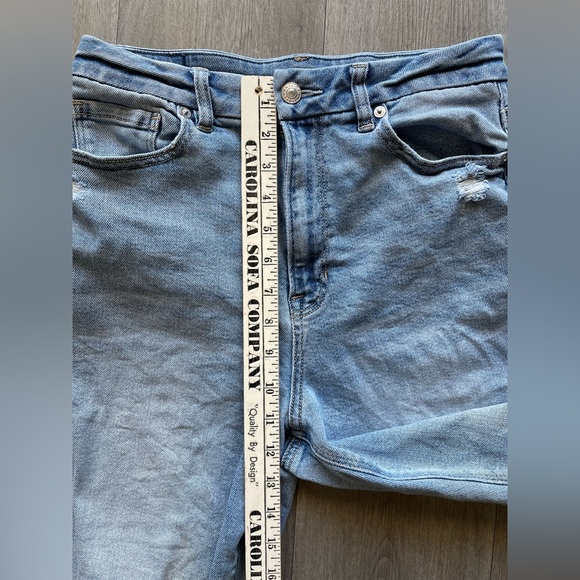 American Eagle Outfitters Light Wash Distressed Stretch Denim Women’s 6 Regular - Picture 6 of 8